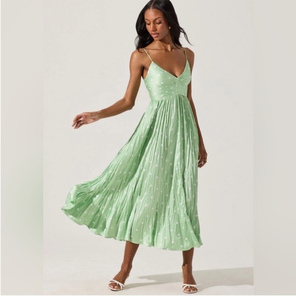 ASTR the Label Maeve Dress in Mint Polka Dot - Picture 1 of 8